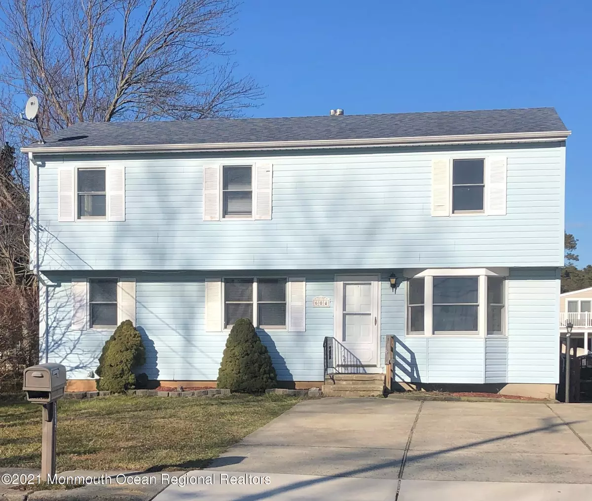 Lanoka Harbor, NJ 08734,604 Laurel Boulevard