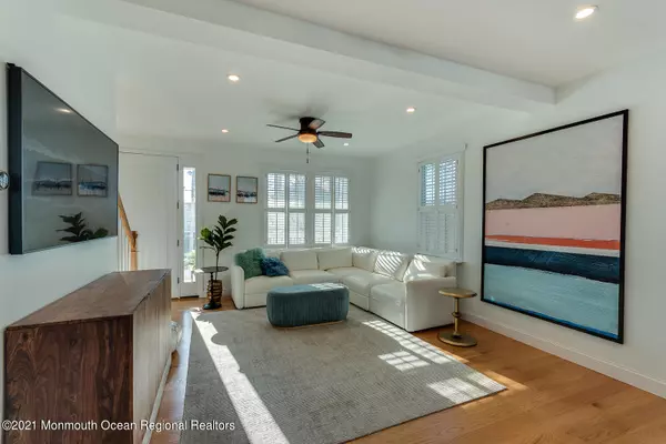 Monmouth Beach, NJ 07750,7 Monmouth Place