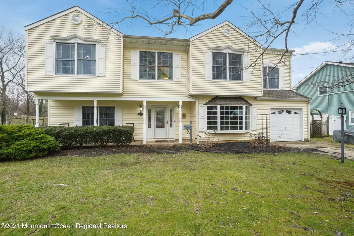 Shrewsbury Boro, NJ 07702,142 Beechwood Drive