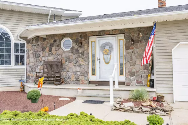 Lanoka Harbor, NJ 08734,964 Seagull Drive