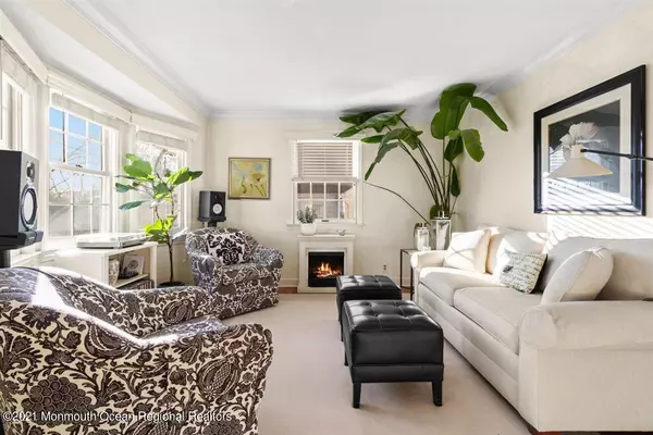 Metuchen, NJ 08840,72 Delaware Avenue