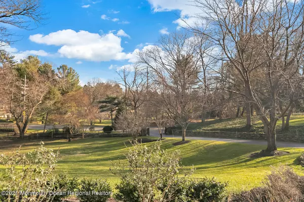 Rumson, NJ 07760,112 Ridge Road