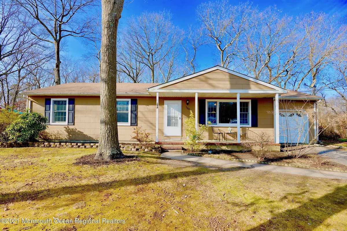 Lanoka Harbor, NJ 08734,730 Lake Barnegat Drive