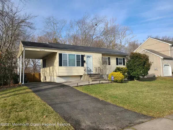 10 Michigan Avenue, Hazlet, NJ 07730