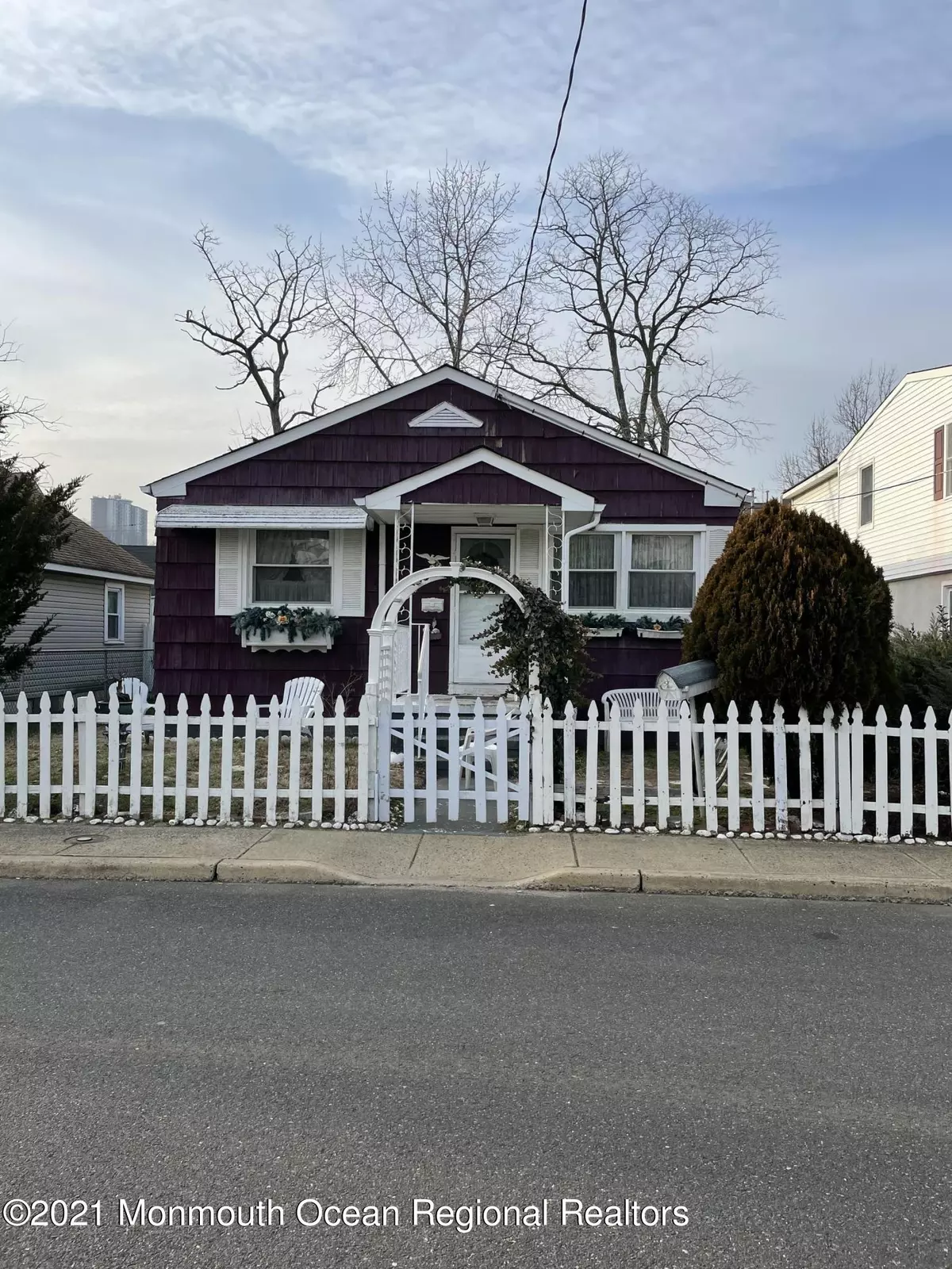 Highlands, NJ 07732,34 Waterwitch Avenue