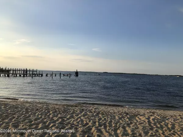 Highlands, NJ 07732,34 Waterwitch Avenue