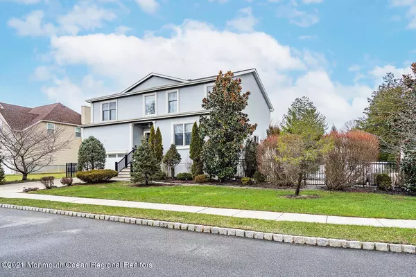 Spotswood, NJ 08884,4 Kensington Avenue
