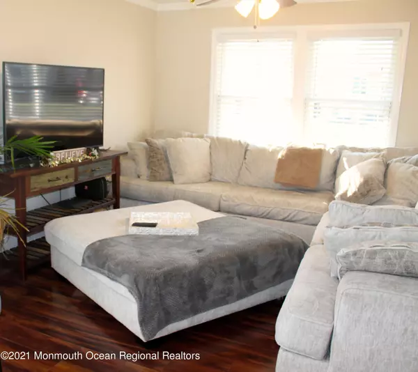 Spotswood, NJ 08884,11 Bruning Lane