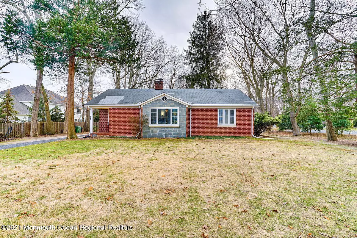 Eatontown, NJ 07724,240 Wall Street