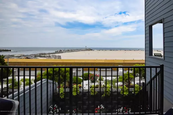 Point Pleasant Beach, NJ 08742,19 Harborhead Drive