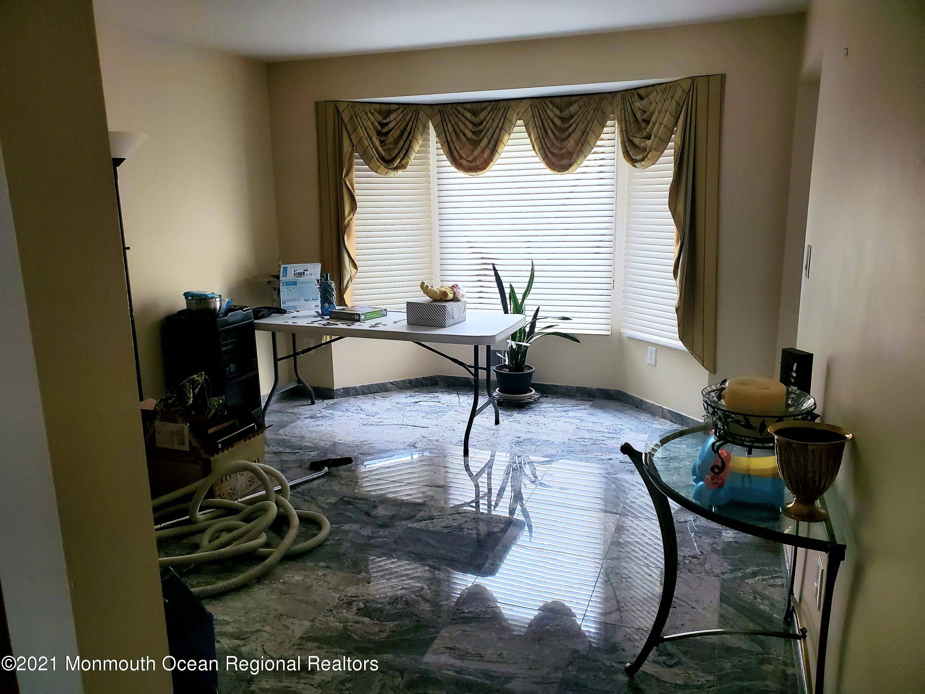 East Brunswick, NJ 08816,39 Jernee Drive