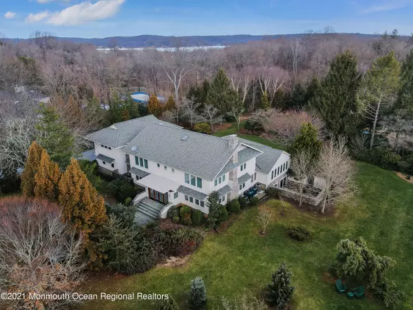 17 Bellevue Avenue, Rumson, NJ 07760