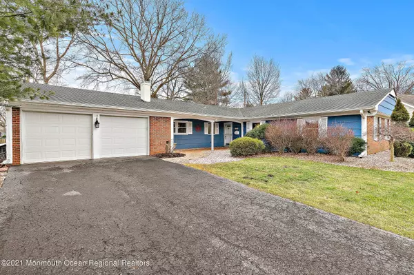 Matawan, NJ 07747,18 Dogwood Circle