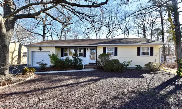 231 Lower Lake Drive, Forked River, NJ 08731