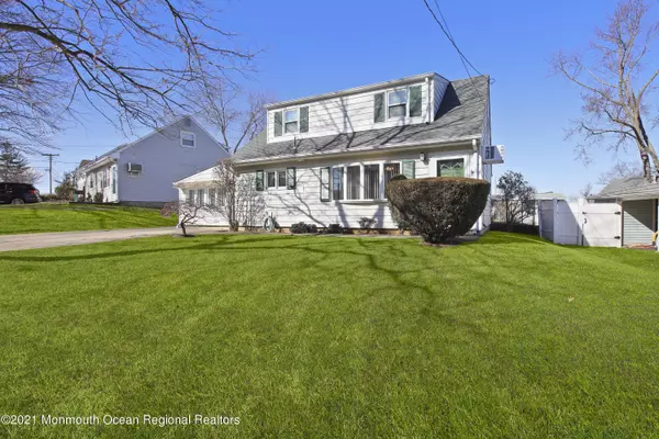 Parlin, NJ 08859,61 Pinetree Drive