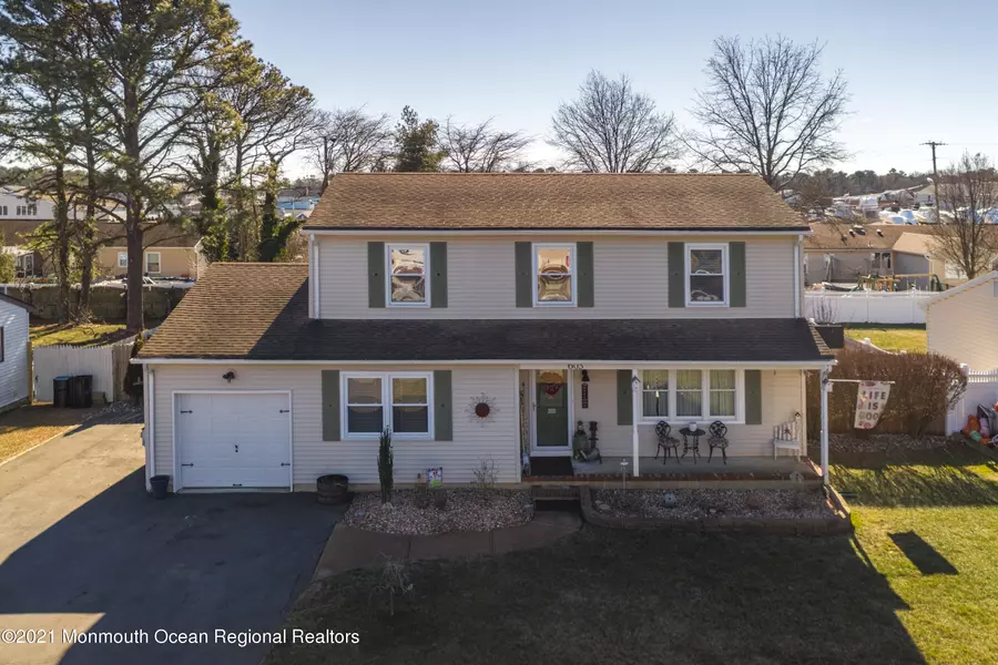 603 Pine Street, Lanoka Harbor, NJ 08734