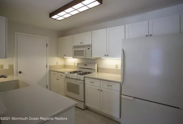 Wall, NJ 07719,425 Deuce Drive