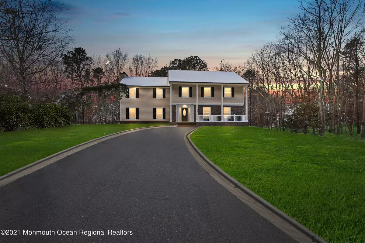 Millstone, NJ 08510,2 Deer Run Drive
