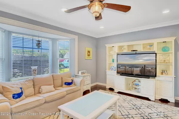 Aberdeen, NJ 07747,54 Halleran Court