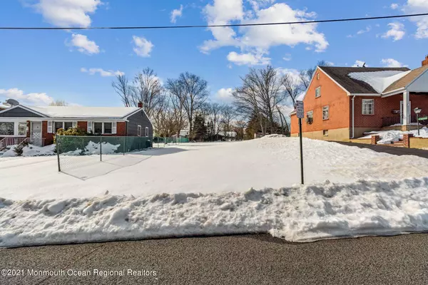 Iselin, NJ 08830,39 Walnut Avenue