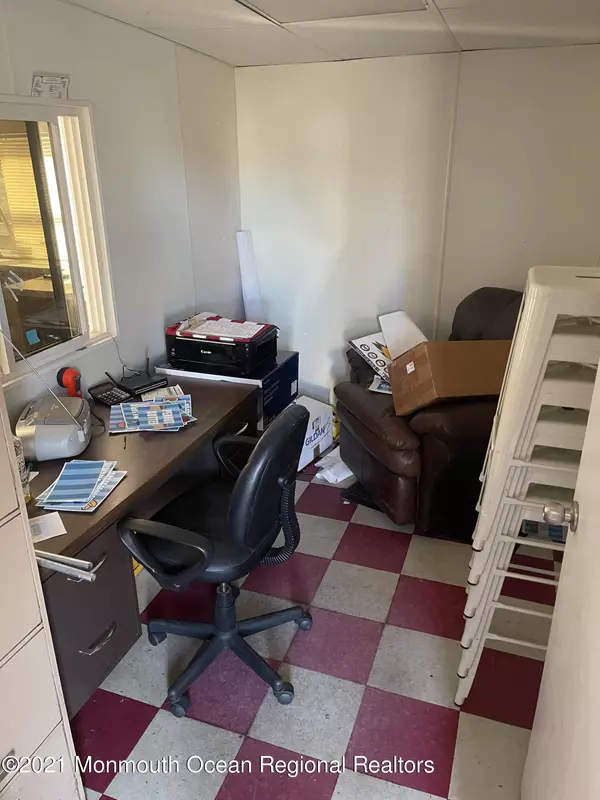 Atlantic Highlands, NJ 07716,973 Highway 36 Highway