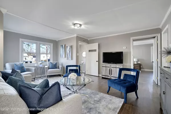 5 Lepky Avenue, Cream Ridge, NJ 08514