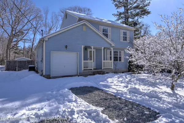 13 Stoyk Road, Cream Ridge, NJ 08514