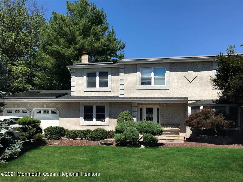 1 Pheasant Drive, Marlboro, NJ 07746