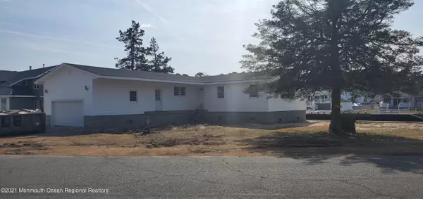 6 Atlantis Boulevard, Little Egg Harbor, NJ 08087