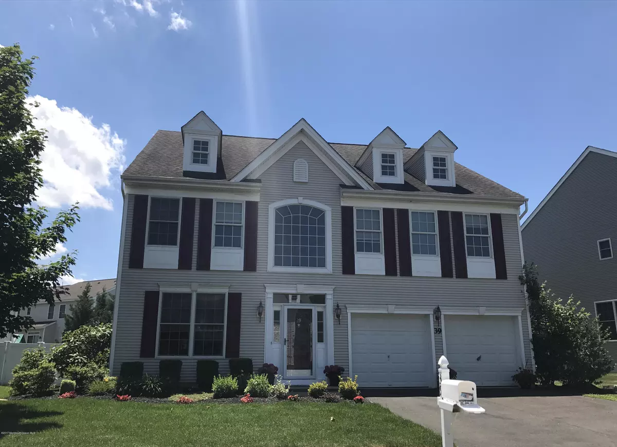 Manalapan, NJ 07726,39 Springhouse Circle