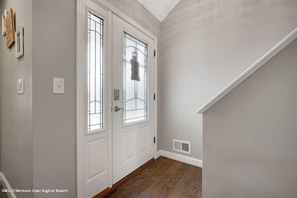Ocean Gate, NJ 08740,15 W Longport Avenue