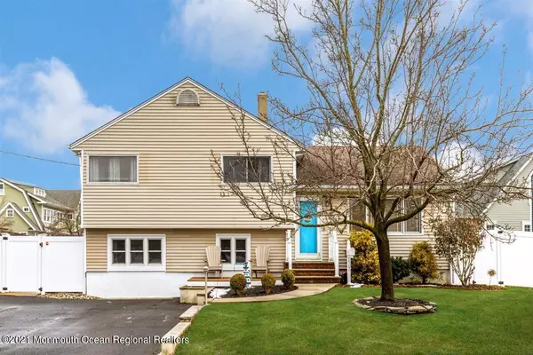 Spring Lake Heights, NJ 07762,402 10th Avenue