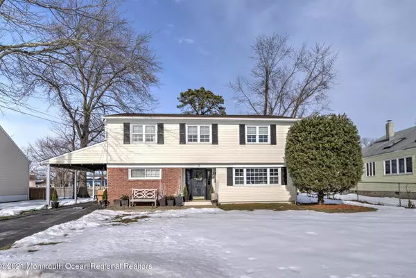 96 Southwood Drive, Old Bridge, NJ 08857