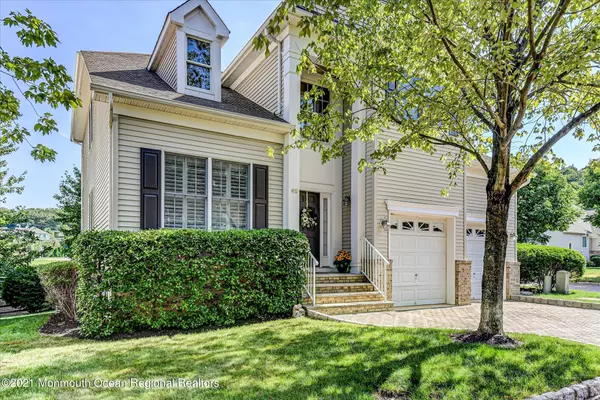 69 Teagan Court, Atlantic Highlands, NJ 07716