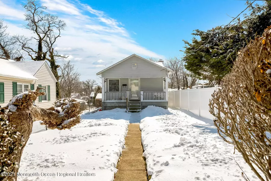 990 N Concourse, Keyport, NJ 07735