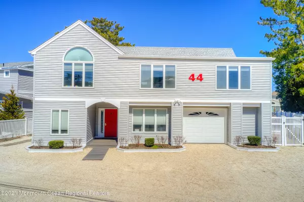 44 Harbor Lane, Long Beach Twp, NJ 08008