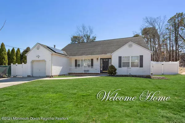 1045 Crew Lane, Manahawkin, NJ 08050