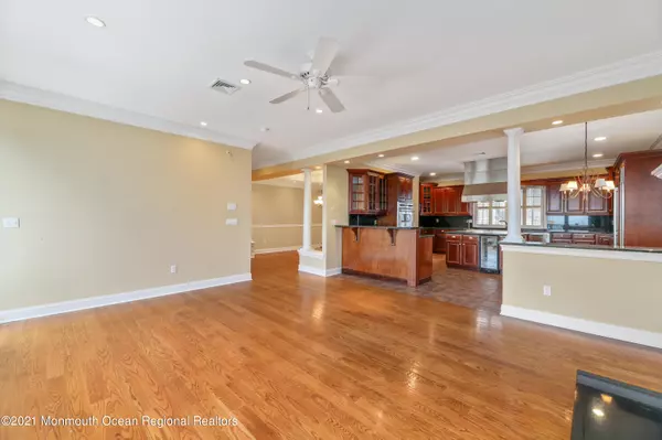 Atlantic Highlands, NJ 07716,200 Ocean Boulevard