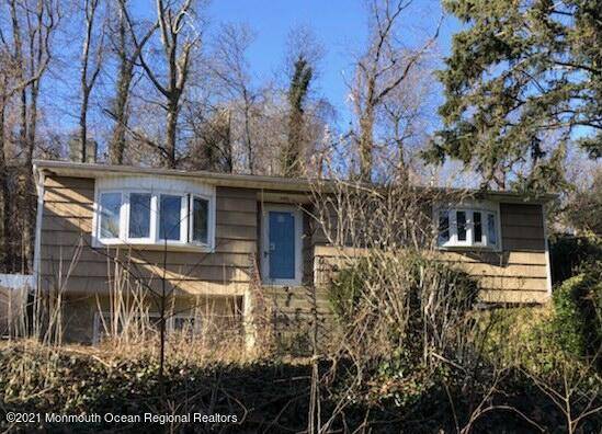 30 Bay Street, Highlands, NJ 07732