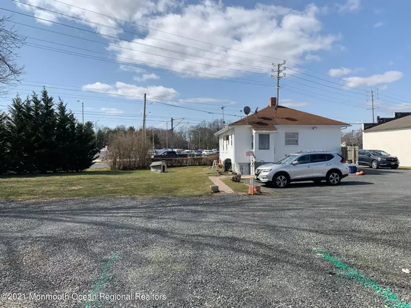 Little Silver, NJ 07739,36 Oceanport Avenue