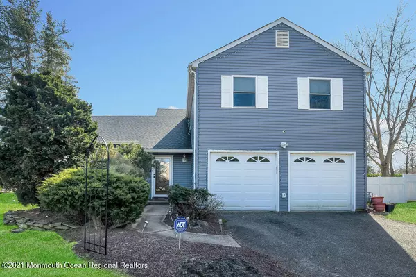 973 Seabury Court, Toms River, NJ 08753