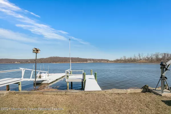 Rumson, NJ 07760,23 Avenue Of Two Rivers