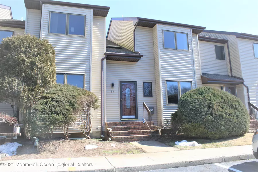 37 Ventura Court #37, Old Bridge, NJ 08857