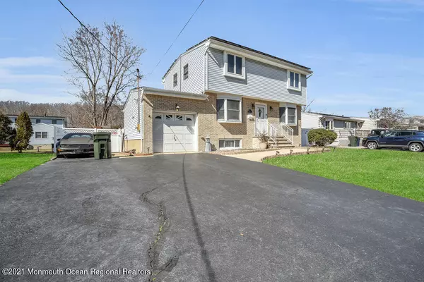 Hazlet, NJ 07730,61 Fleetwood Drive