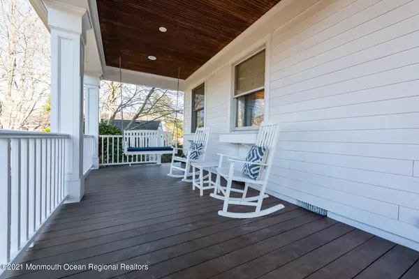 Rumson, NJ 07760,3 Shrewsbury Drive