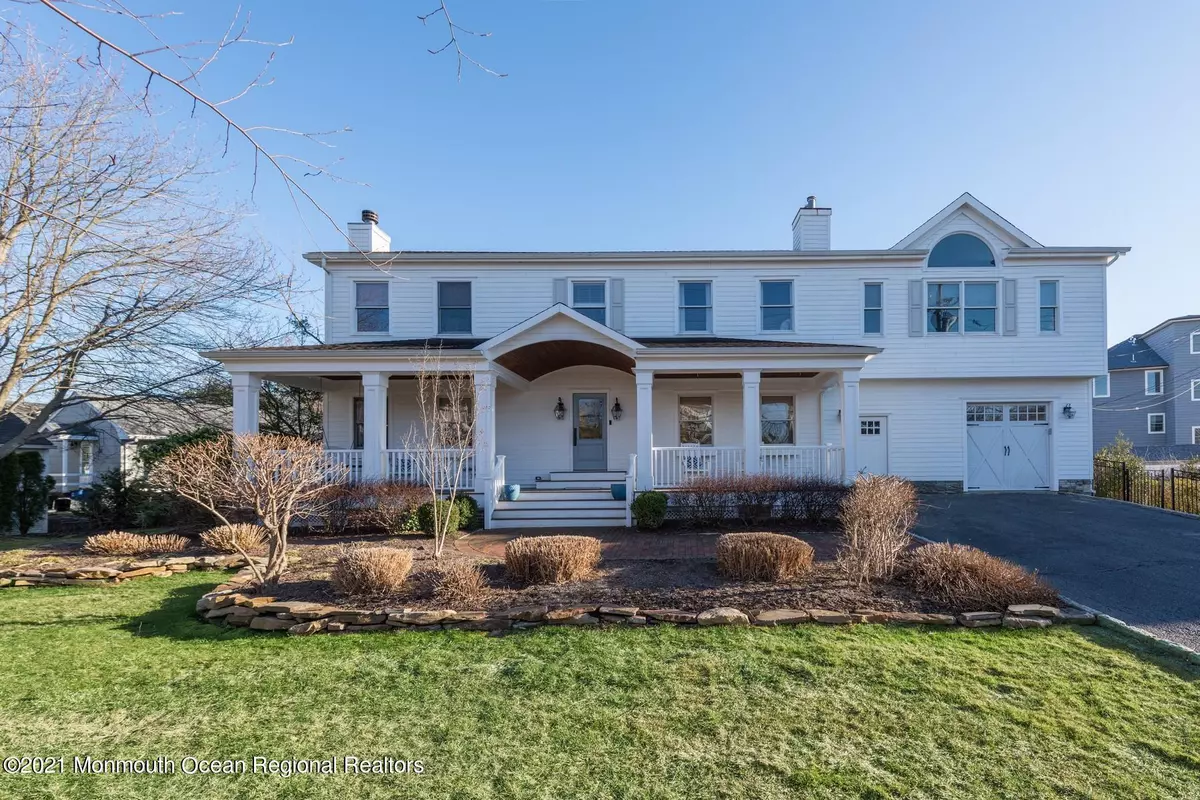 Rumson, NJ 07760,3 Shrewsbury Drive
