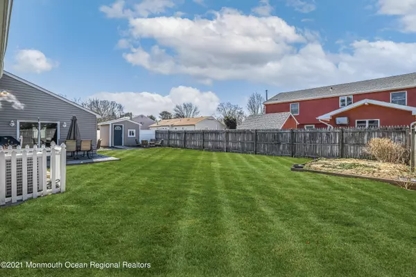 Lanoka Harbor, NJ 08734,504 Laurelwood Drive