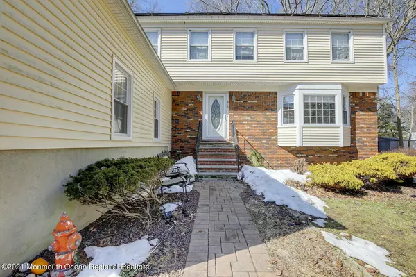 Manalapan, NJ 07726,513 Tennent Road