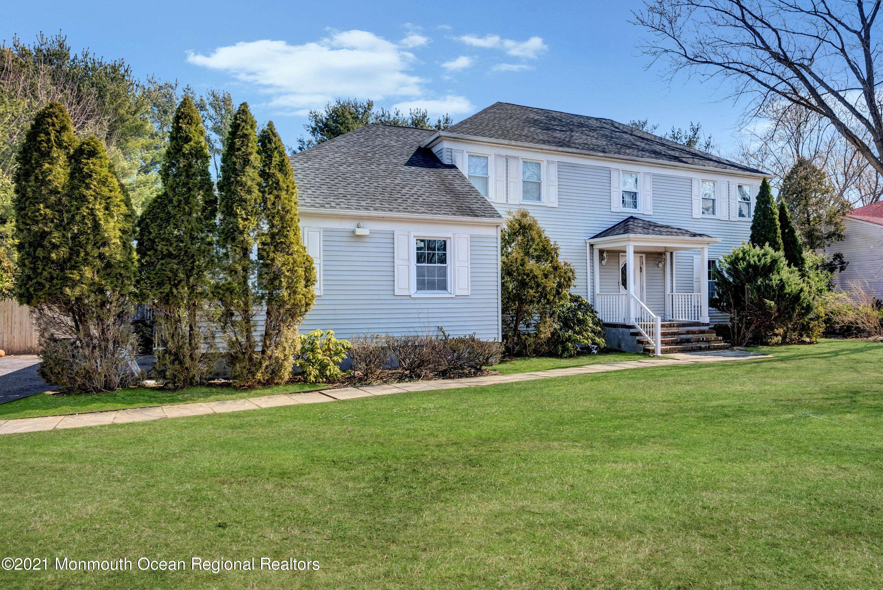 12 Windsor Drive, West Long Branch, NJ 07764