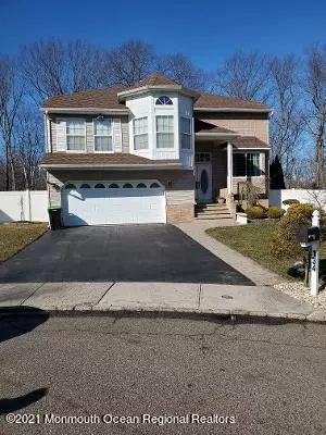 Matawan, NJ 07747,134 Winston Drive